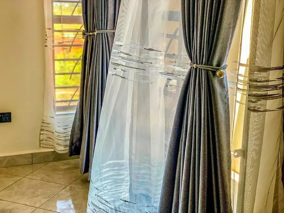Apartment Romantic Getaway With Lake Views Kampala Uganda