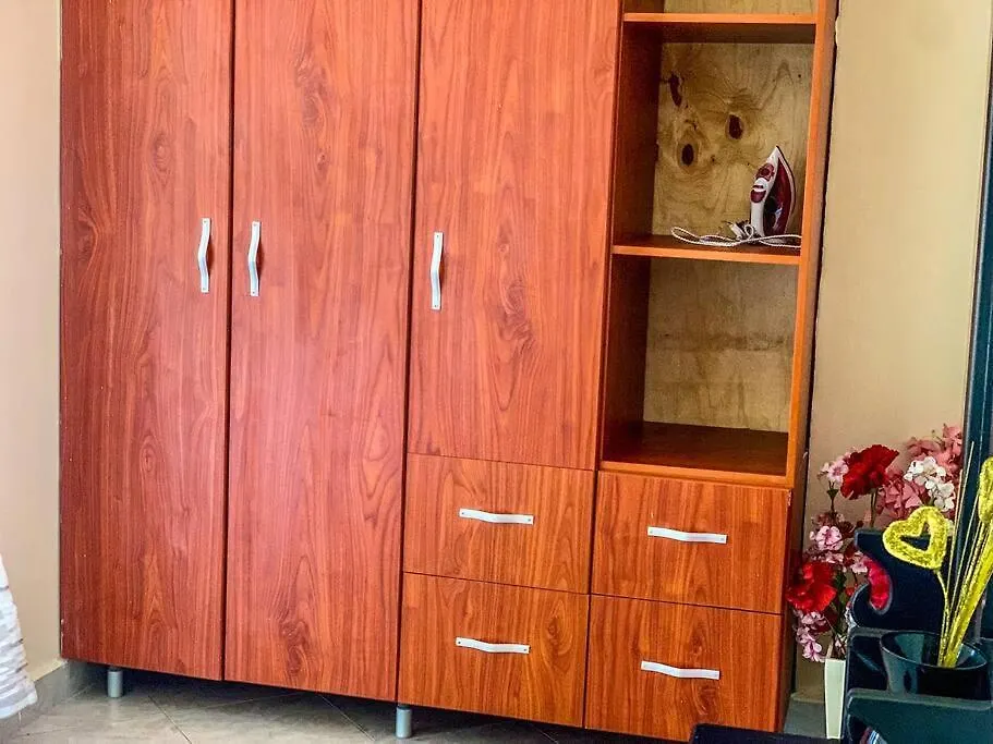 Apartment Romantic Getaway With Lake Views Kampala Uganda
