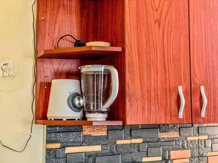 Romantic Getaway With Lake Views Kampala Apartment